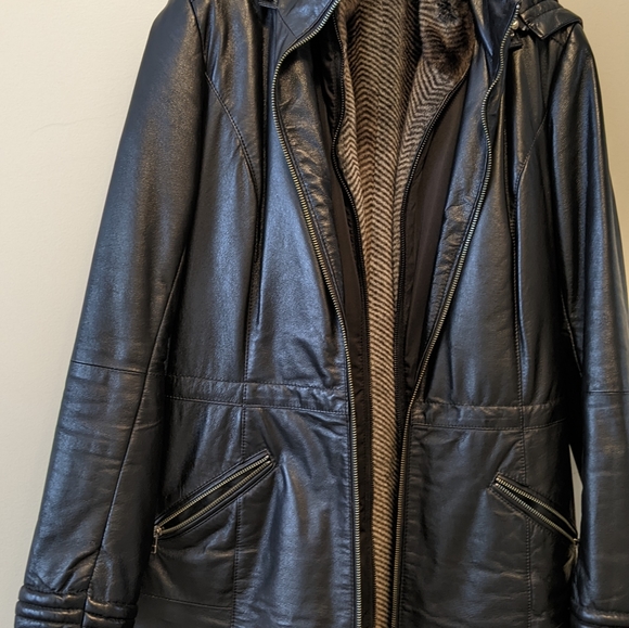 Danier Leather Fur Lined Jacket - Picture 9 of 9